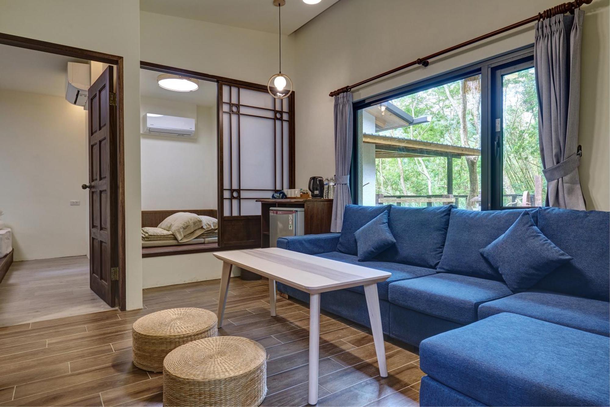 Zhou Ye Cottage Sanyi Exterior photo